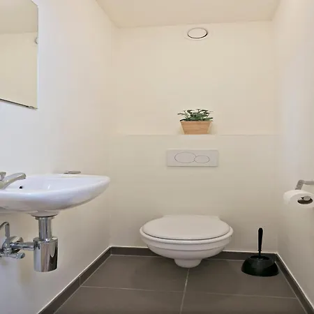 Duplex In Near Seafront Appartement *