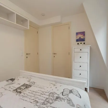 Duplex In Near Seafront Appartement *