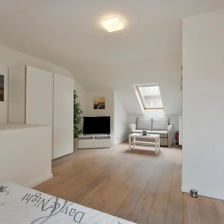 Duplex In Near Seafront Blankenberge